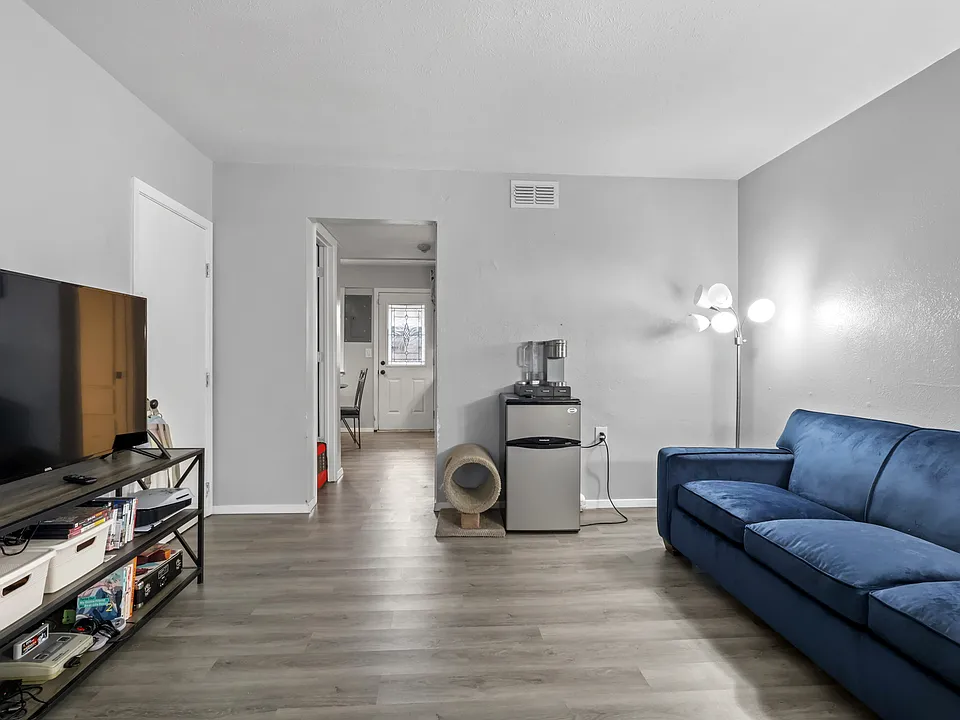 2658 Patricia Ln