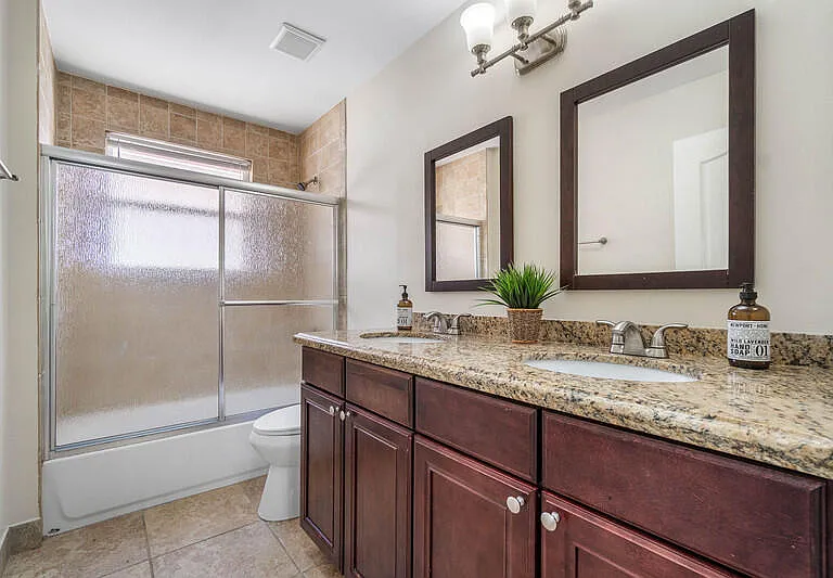 10425 Buena Ventura Dr — Photo 5
