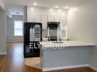 610 Gorham St #1, Lowell, MA 01852