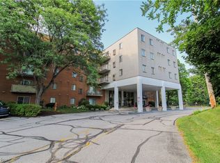 3675 Clague Rd UNIT 510, North Olmsted, OH