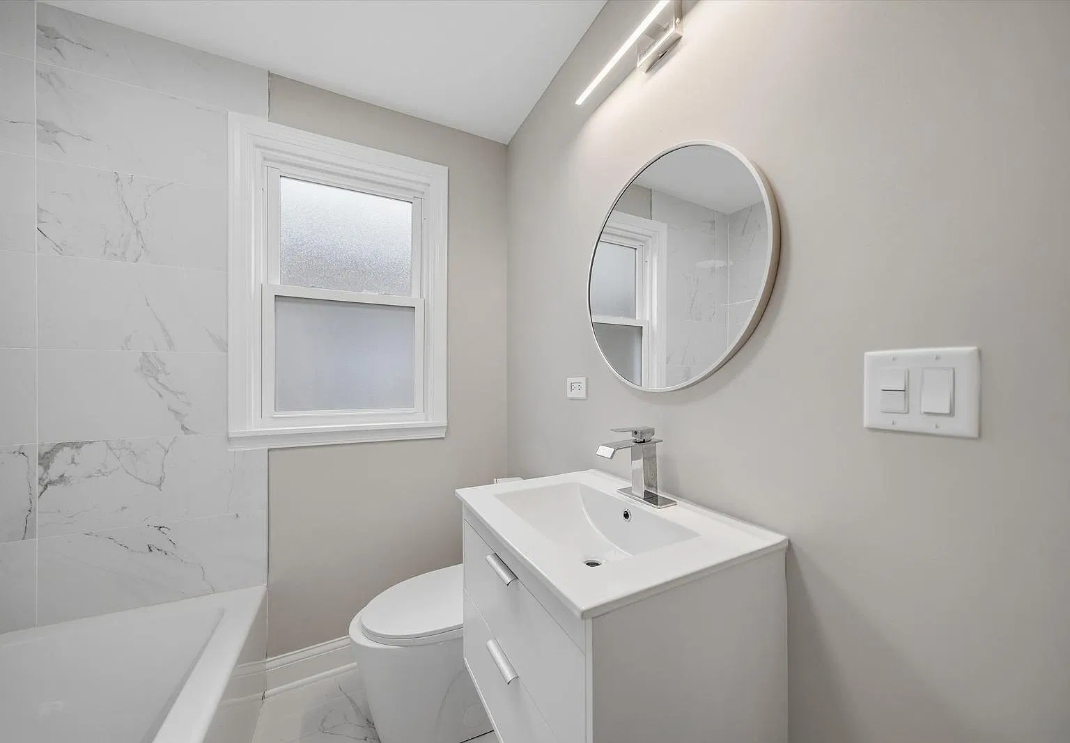 3 bed, $2,250 — Photo 3