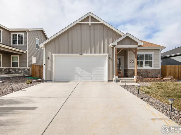 1200 Coyote Ln, Wiggins, CO 80654