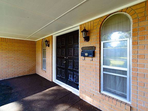 Impressive Double Door Entry