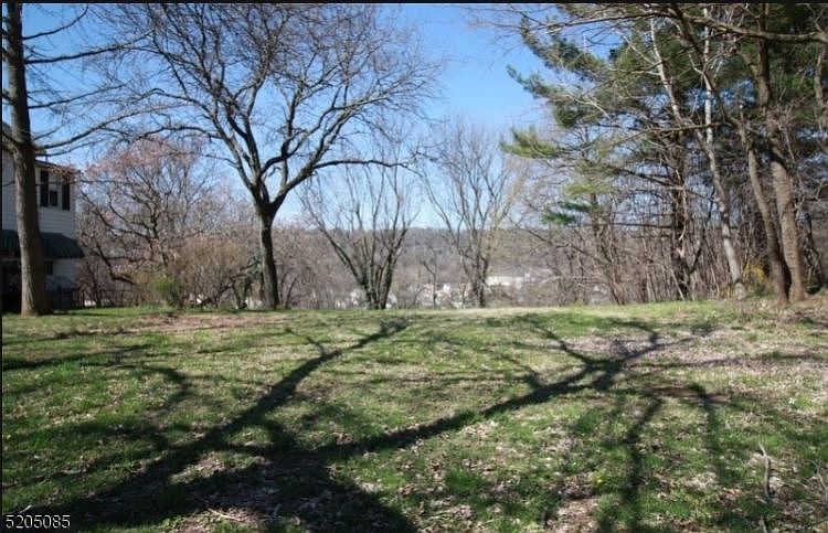 2nd image of 225 Shafer Ave #0