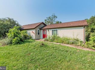 463 Old Stage Rd, Lewisberry, PA 17339