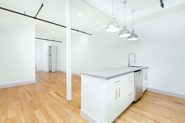 Rented by Nooklyn NYC LLC | media 13