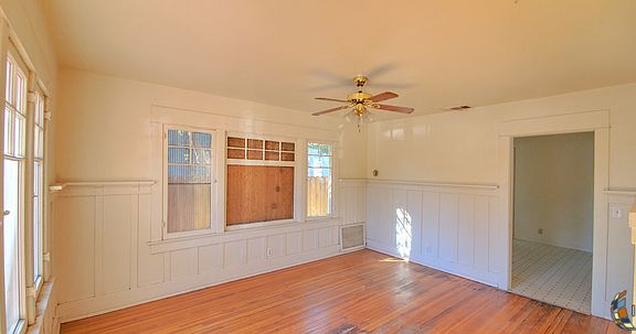 5th image of 864 W Olive Ave