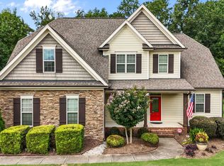 600 Far Post Dr, Fuquay Varina, NC 27526