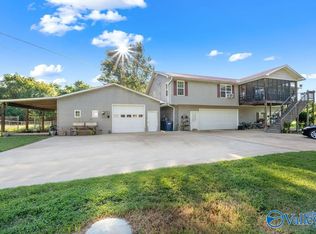 20 Village Way, Gadsden, AL 35901