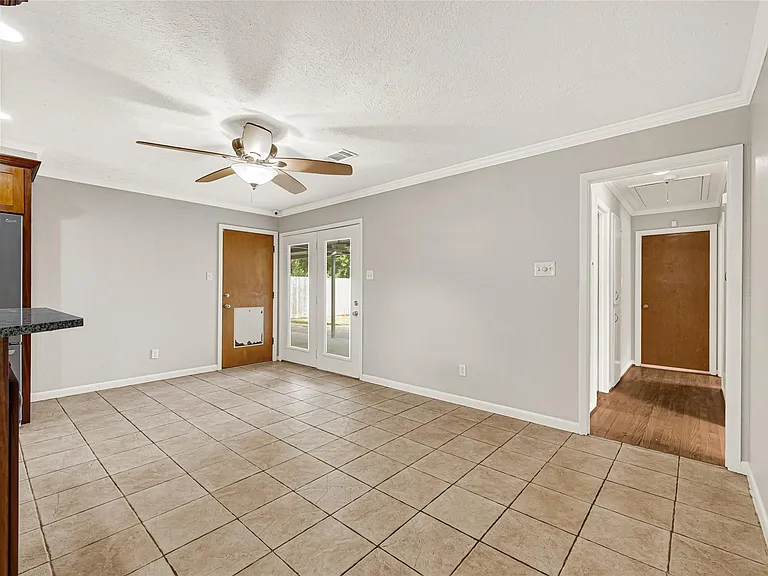 9927 Southport Dr — Photo 7