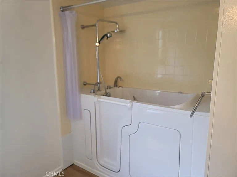 715 Avenida Majorca #O — Photo 14