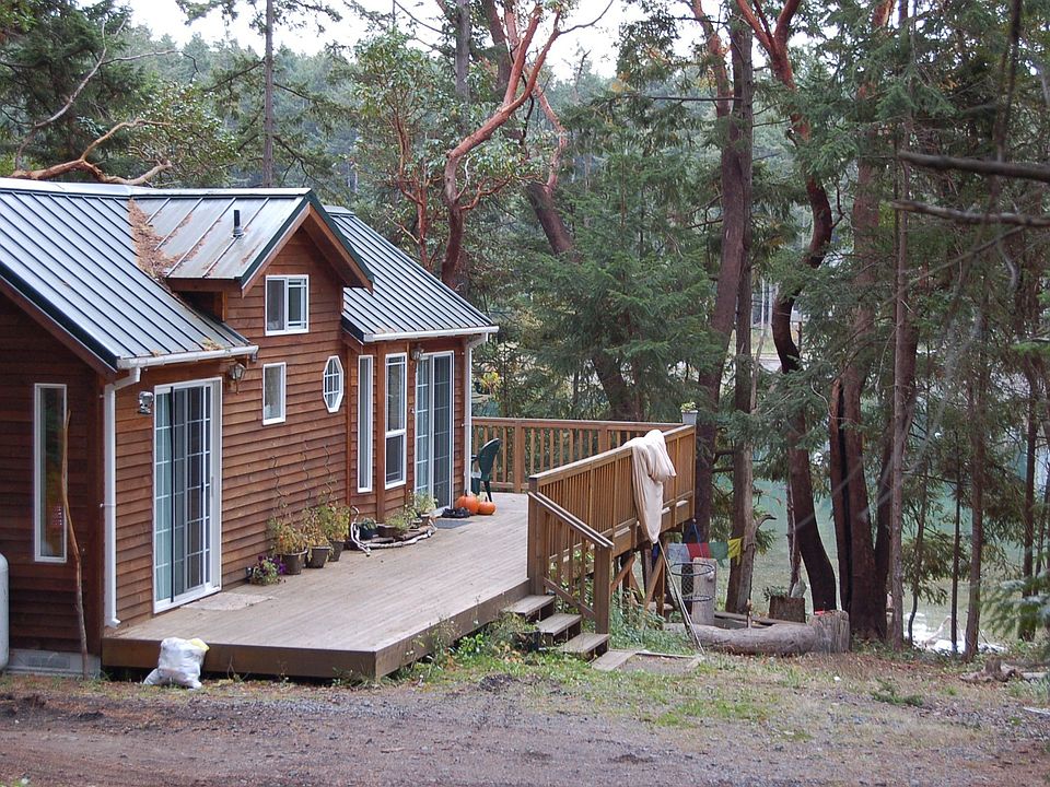 A small cabin is ready for you!