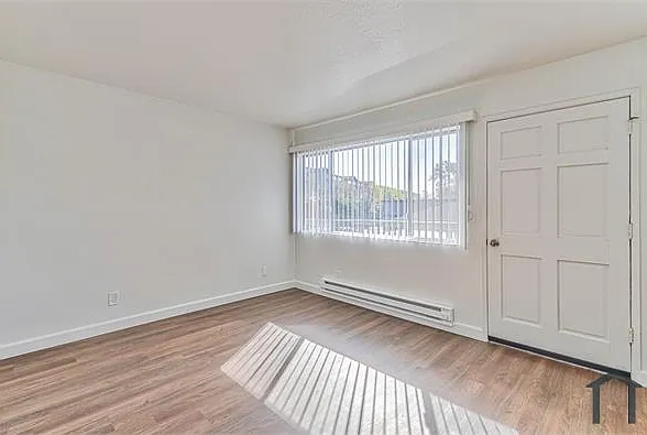 1 bed, $2,295 — Photo 2