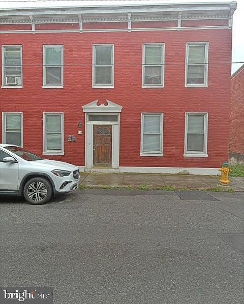 1st image of 238 Columbia St