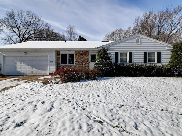 1106 Hathaway Dr, Madison, WI 53711