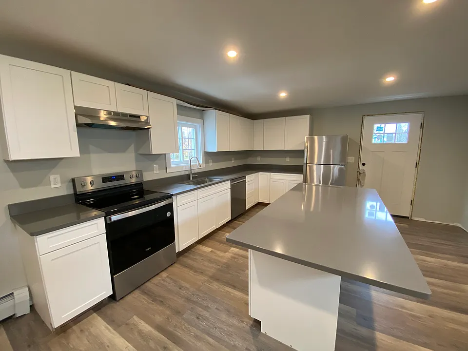 Large island and kitchen space.