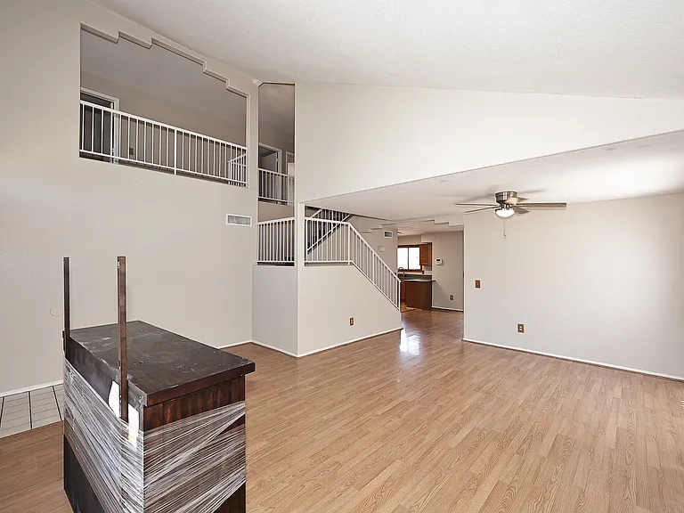 8935 W Windsor Ave — Photo 9