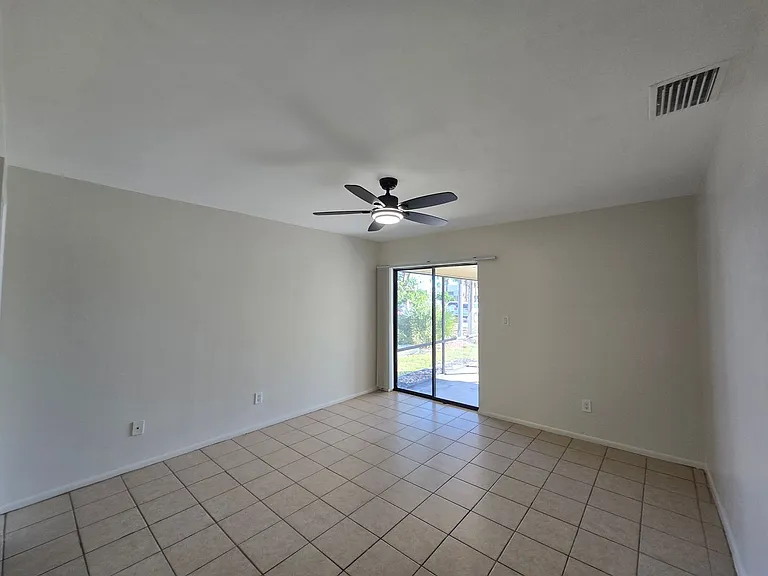 4803 Triton Ct E #1 — Photo 10