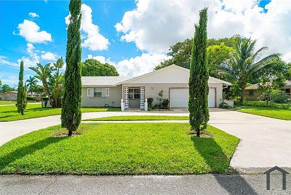 1st image of 2656 Cortez Ln