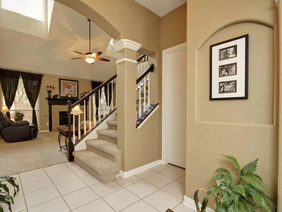 3rd image of 1018 Savanna Ln