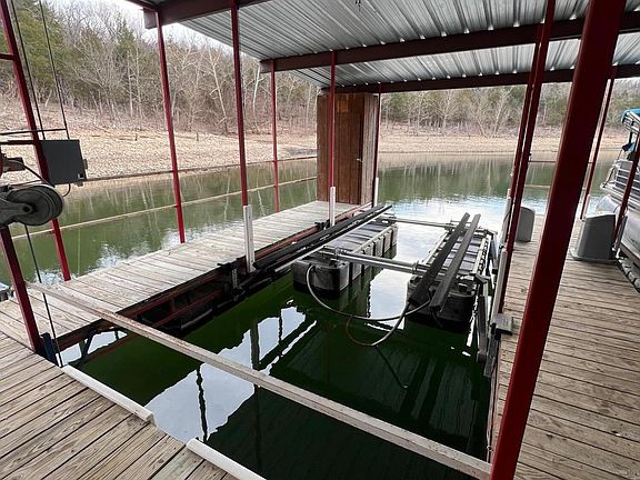 4th image of 110 Kimberling Shores Lane #6 BLDG 1