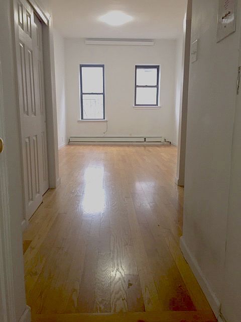 1st image of 166 E 82nd St #D5