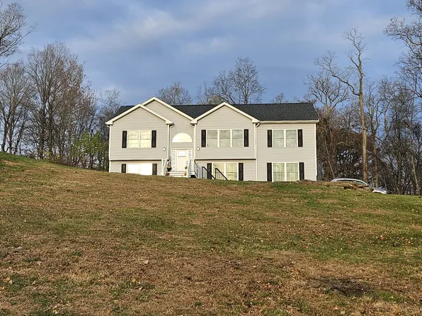 218 Blue Hill Rd #B, Hopewell Junction, NY 12533