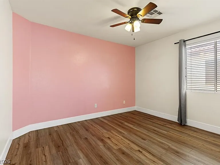 4905 Pounding Surf Ave — Photo 25