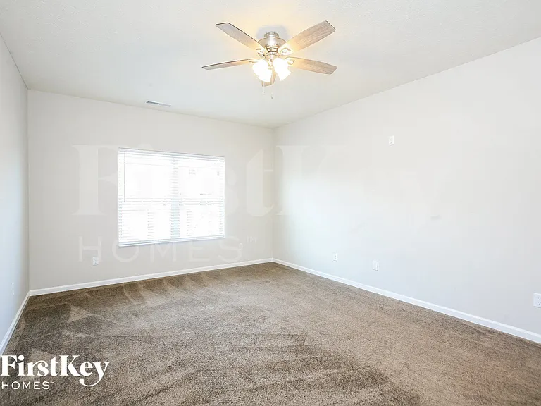 6612 Laurelwood Dr — Photo 6