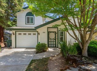10182 N Grouse Run, Fresno, CA 93730