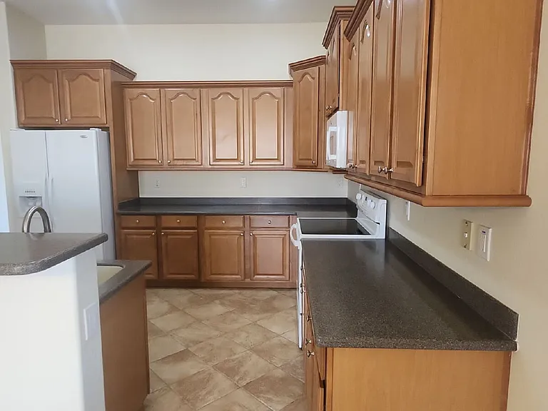 12731 W Eagle Ridge Ln — Photo 16