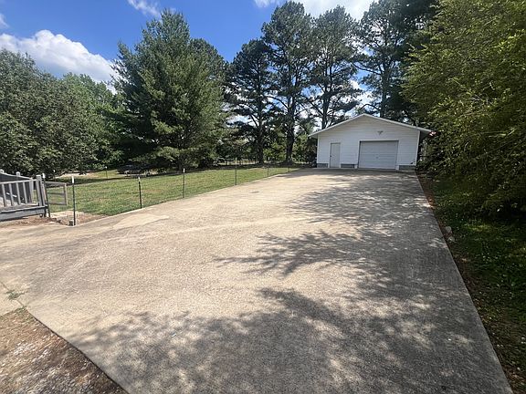3rd image of 149 Hawthorne Rd