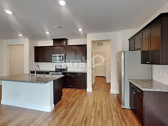 3rd image of 9271 Baylee Bay Ct