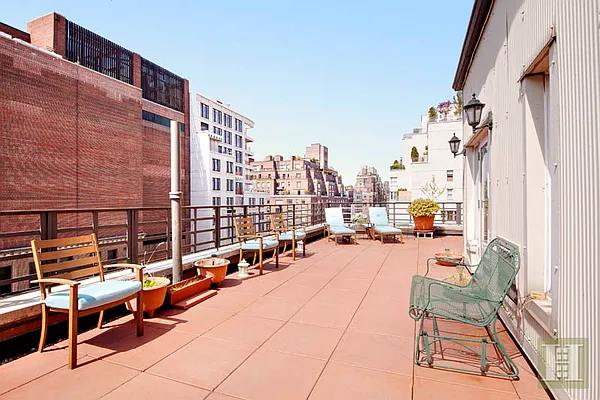 Sold by Halstead Real Estate | media 4