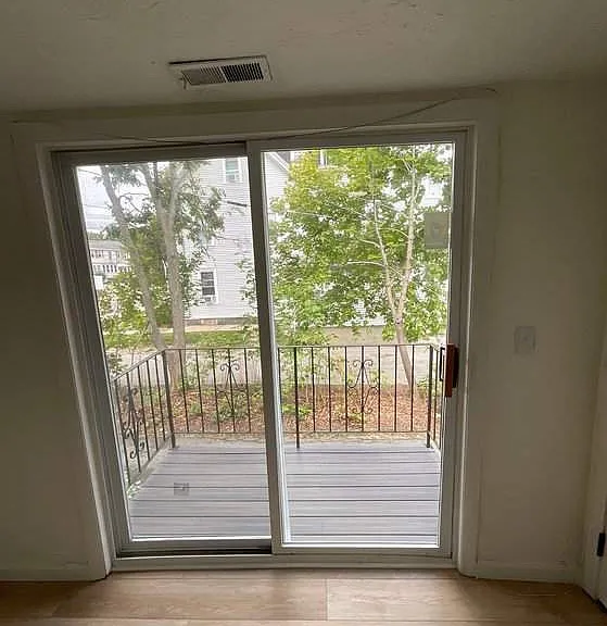 648 Washington St #3 — Photo 8