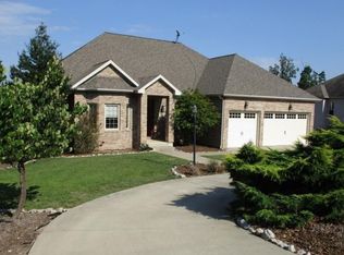 66 Guinevere Ct, Camdenton, MO 65020