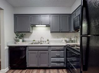 ReNew Breckenridge, Louisville, KY 40220