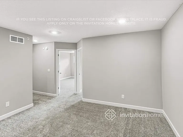 10948 Yalta St #B — Photo 18