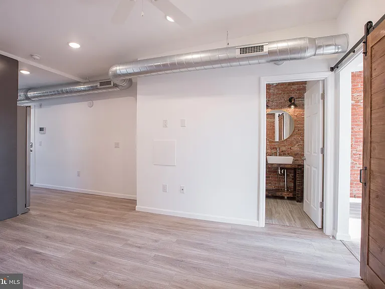 1611 Swain St #3 — Photo 4