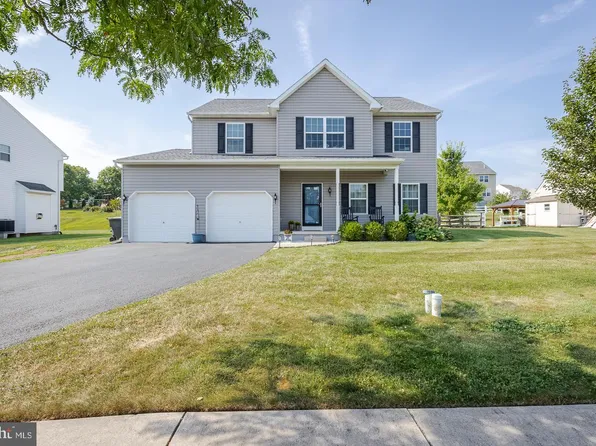 803 Bauman Cir, Pottstown, PA 19465