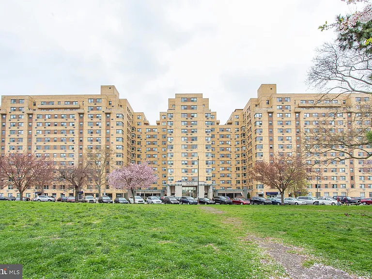 2601 Pennsylvania Ave #711 — Photo 33