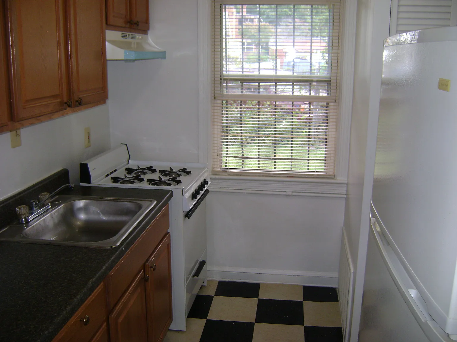 1 bed, 500 sqft, $1,400 — Photo 2