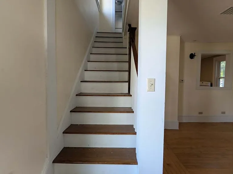 21 Elm St — Photo 6