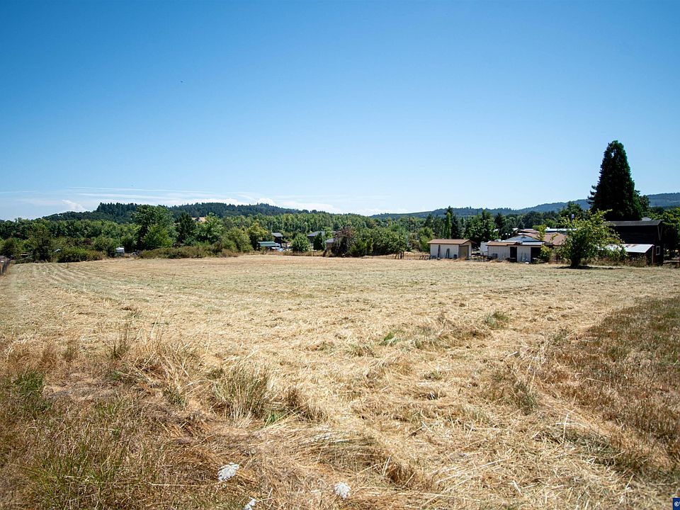 2nd image of 0 Crandall Ave