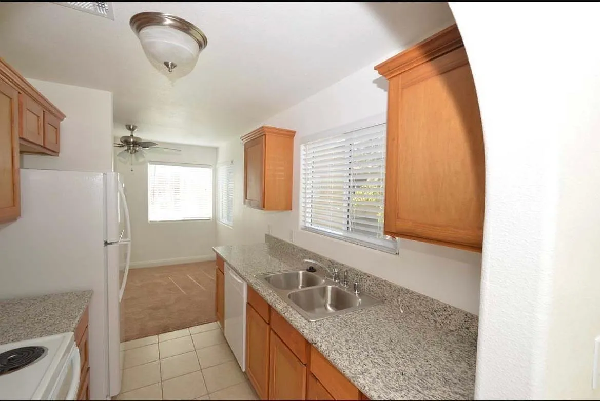 Building Photo - 1806 N Decatur Blvd #206