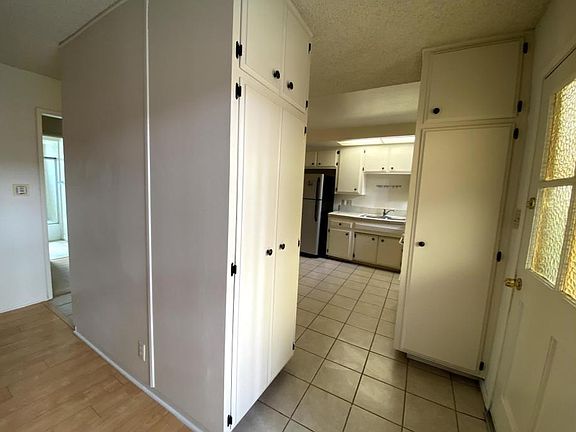 4th image of 84 S Greenwood Ave