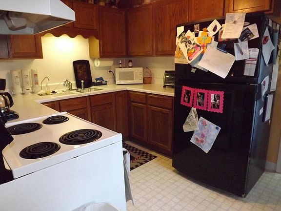 5th image of 2424 E Kirkwood St