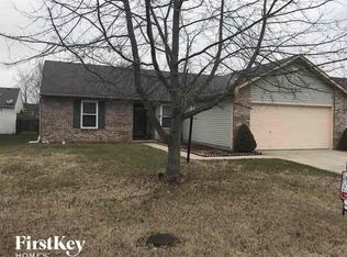 5904 Woodcote Dr, Indianapolis, IN
