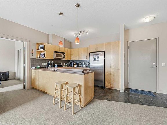 4th image of 69 Springborough Ct SW #236