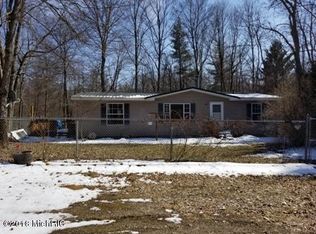 899 E McCork Rd, Idlewild, MI 49642